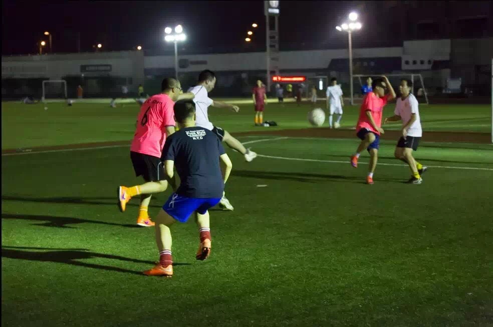 荷塘法院与株洲中院举行足球友谊赛_部门工作