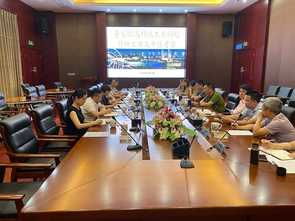 198afb8f5ab9cfa3c23d46aef3c1a09