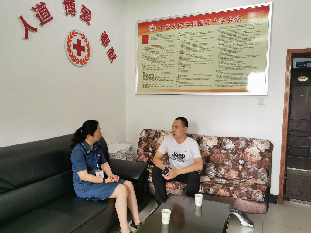 市红会党组书记顾晓芳一行调研荷塘区红十字会20200721170033