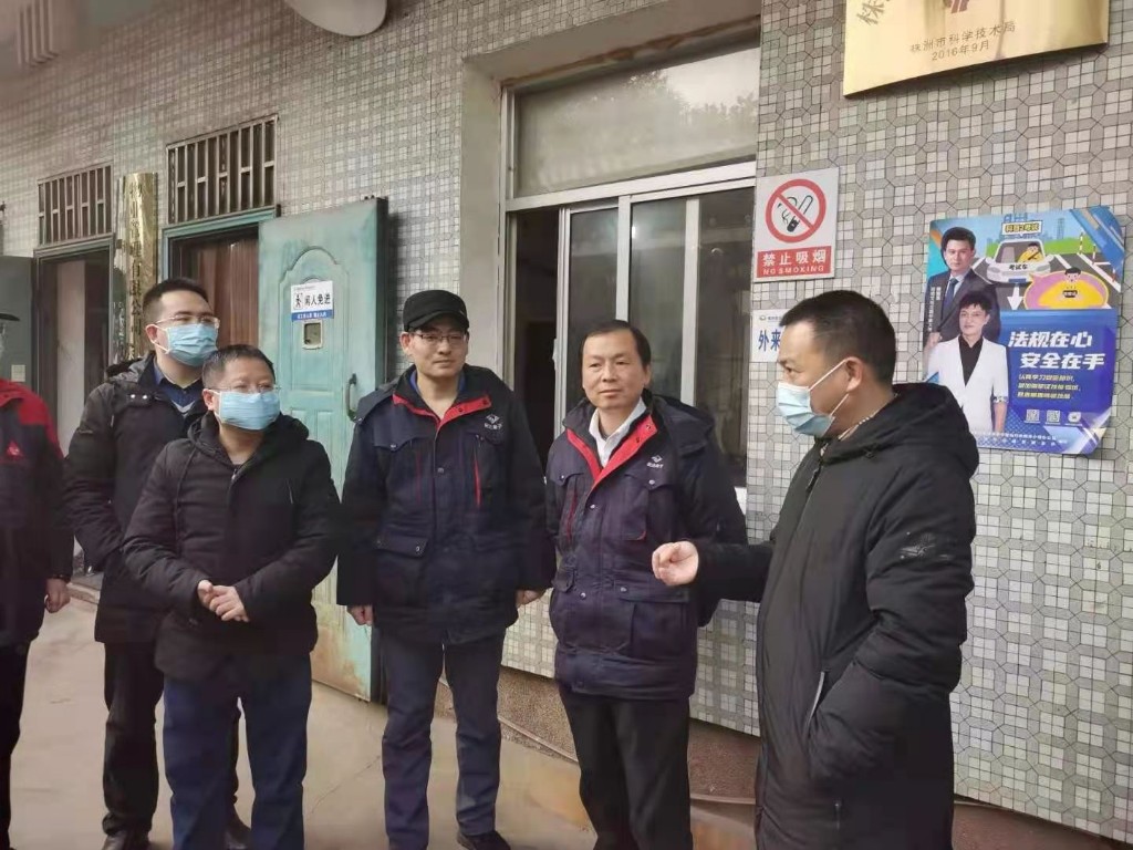 陈柏文走访宏达电子