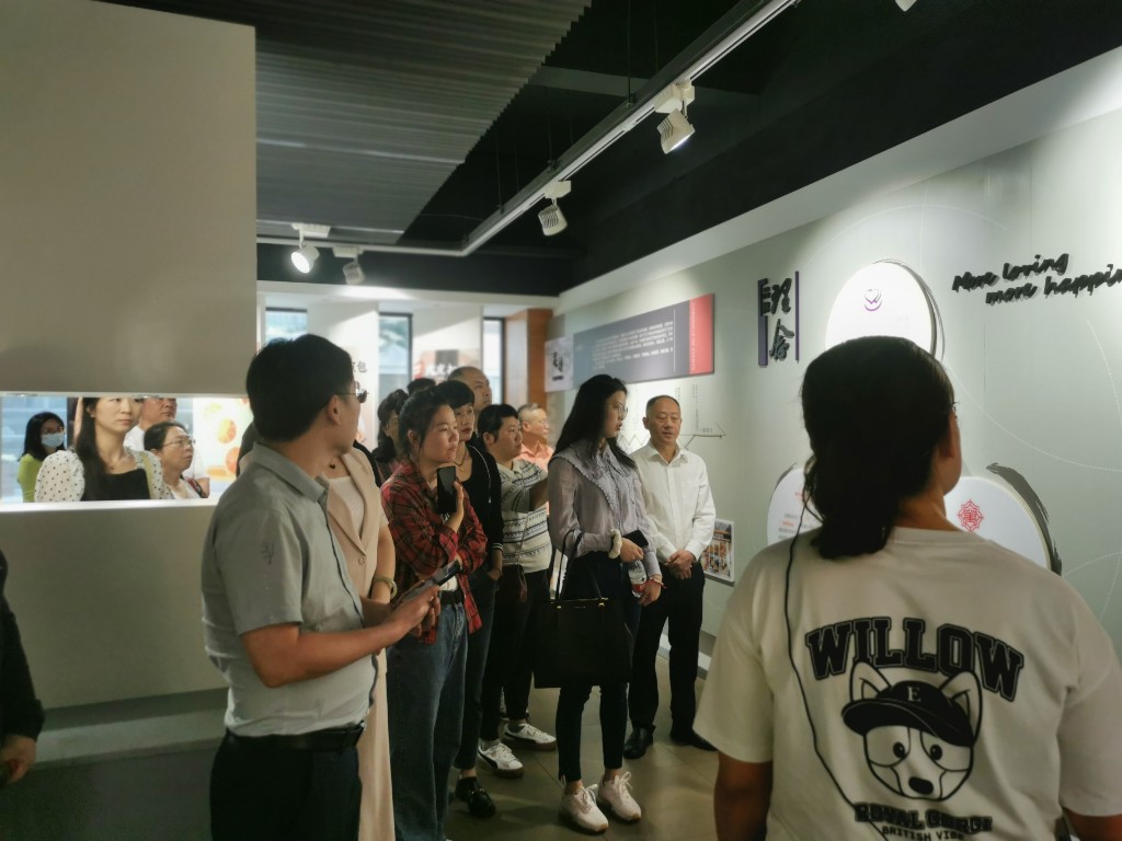 9501b86ffdd7ff66d322a34294e212b