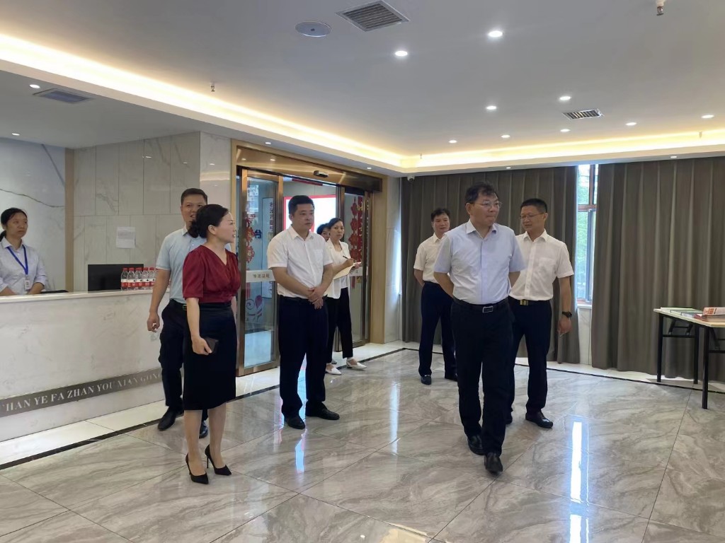 af556434df1829a8bb45bea3f71ace0