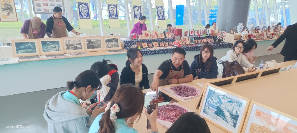 45851c8ad3f6e93885de4f0ad4bd86a8